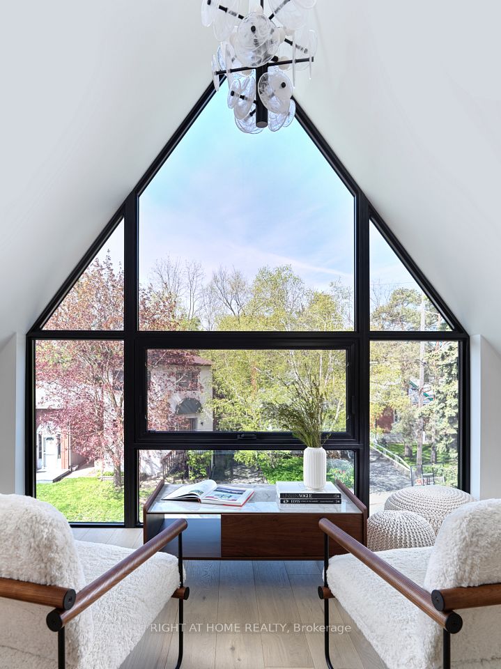 Gorgeous Upper level bedroom