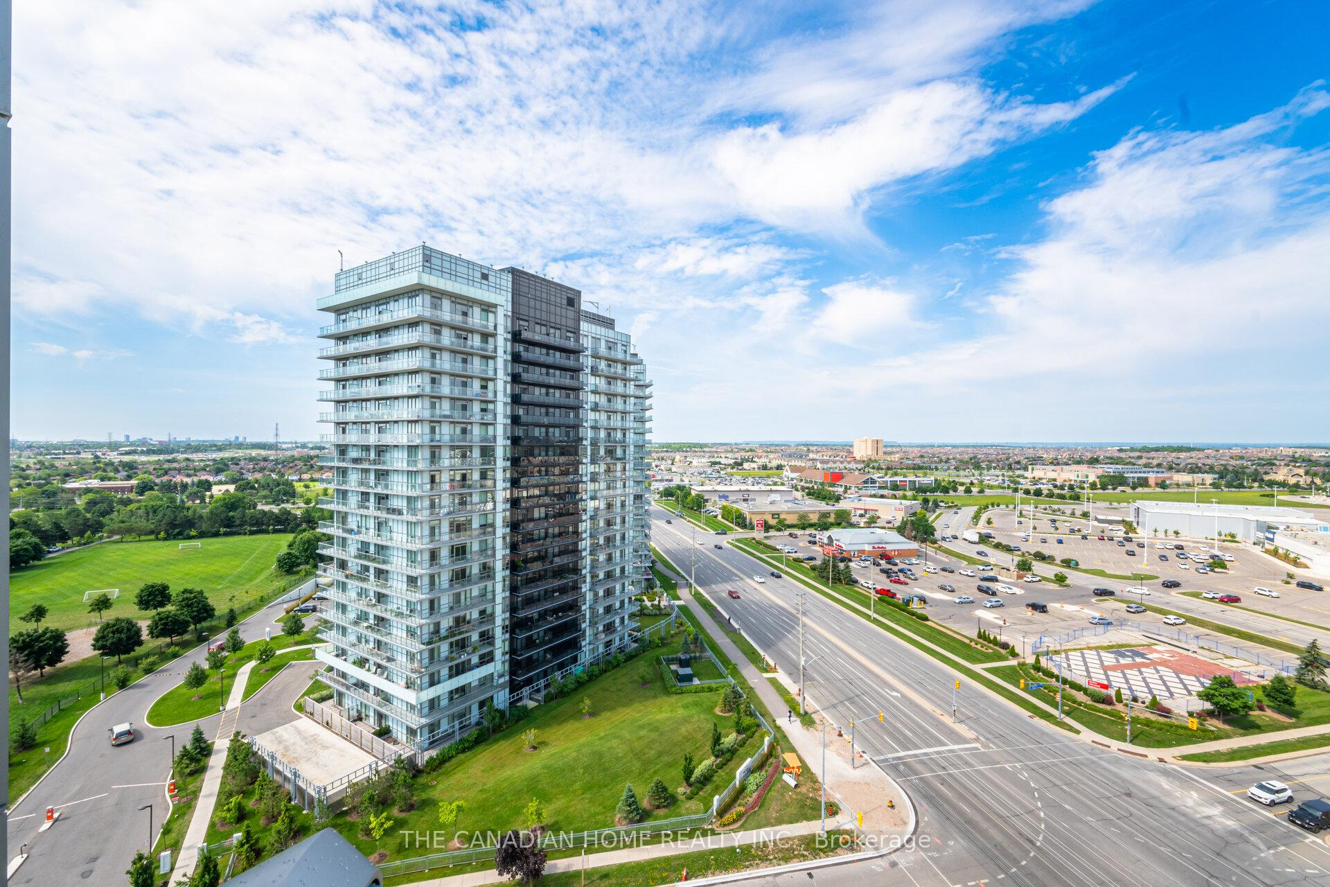 3 Bedrooms Condo at 4655 Metcalfe, Mississauga For sale