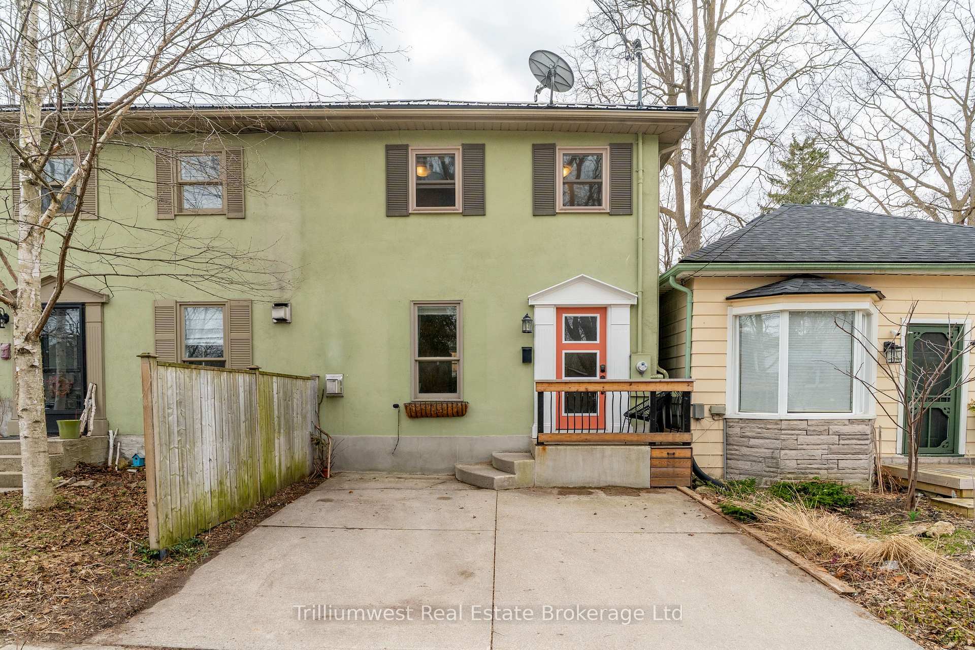 4 Dufferin Street, Guelph, ON N1H 4A1