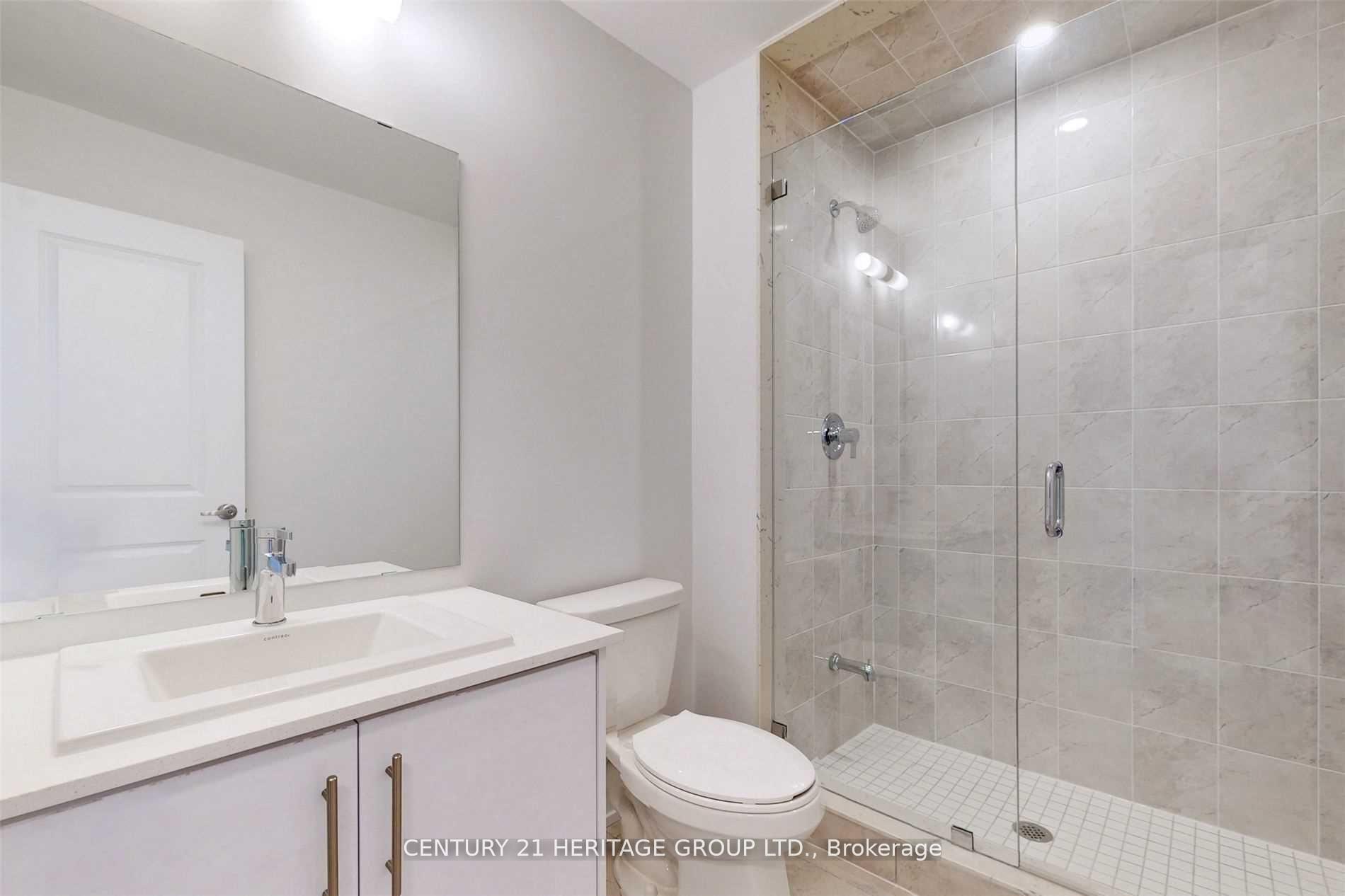 3 Bedrooms Condo at 9590 Islington, Vaughan For sale