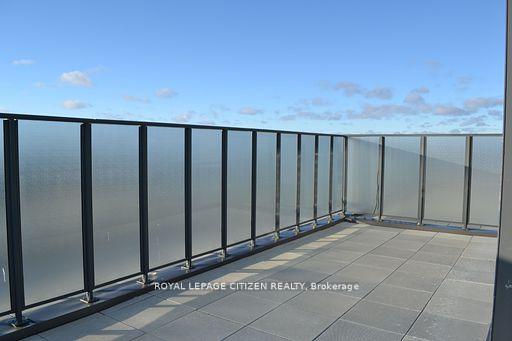 2 Bedrooms Condo at 1063 Douglas Mccurdy Comm, Mississauga For sale