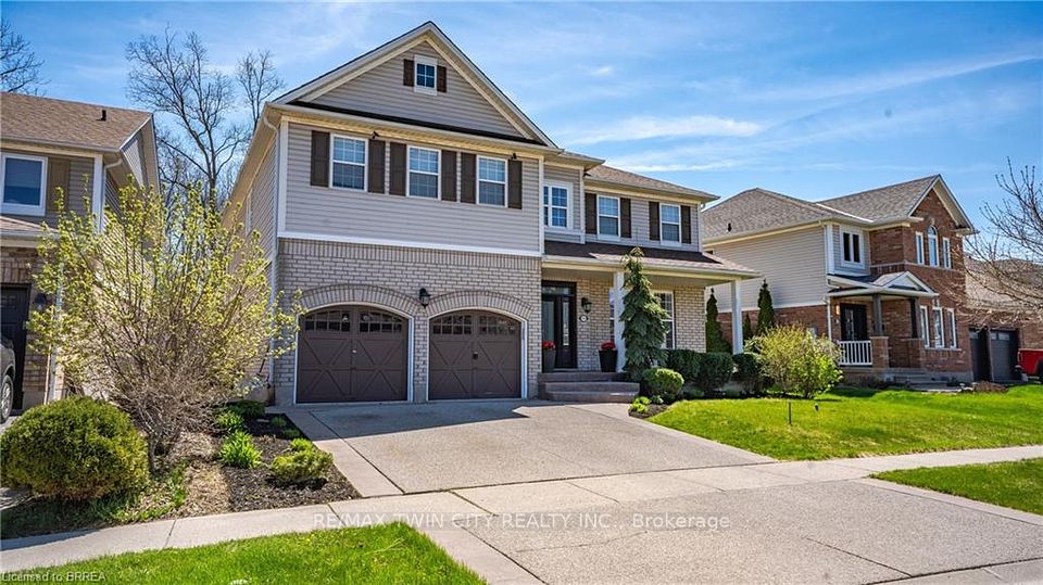 35 Hunter Way