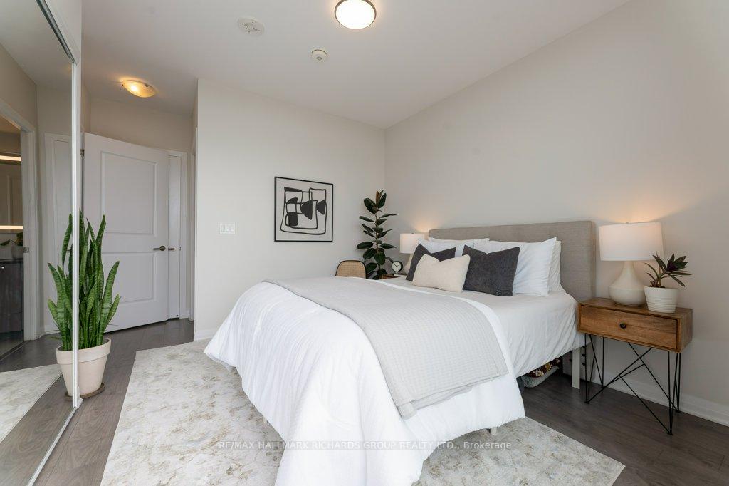 2 Bedrooms Condo at 2301 Danforth, Toronto For sale