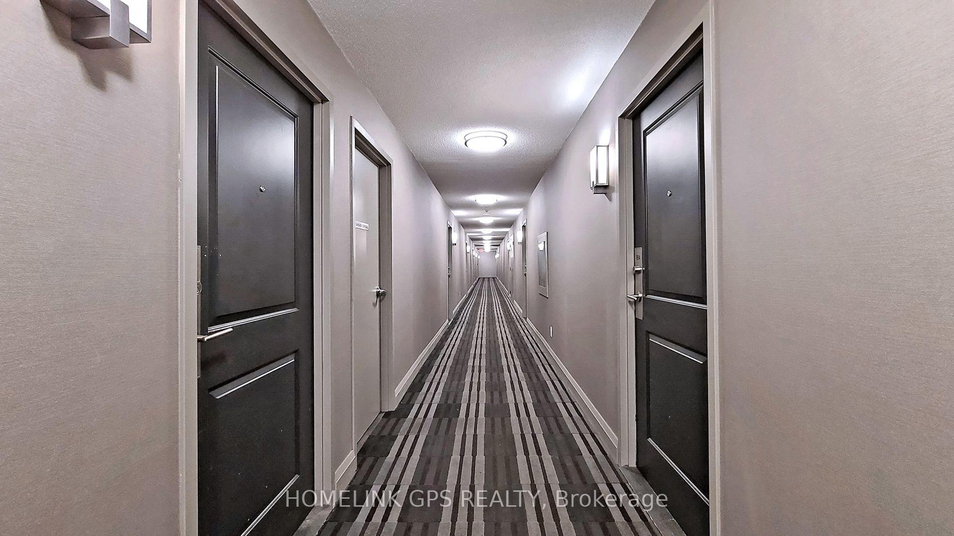 2 Bedrooms Condo at 35 Bastion, Toronto For sale