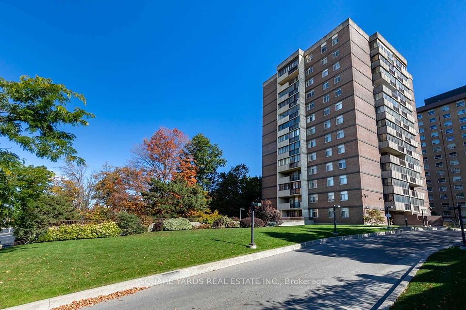 1275 Markham
