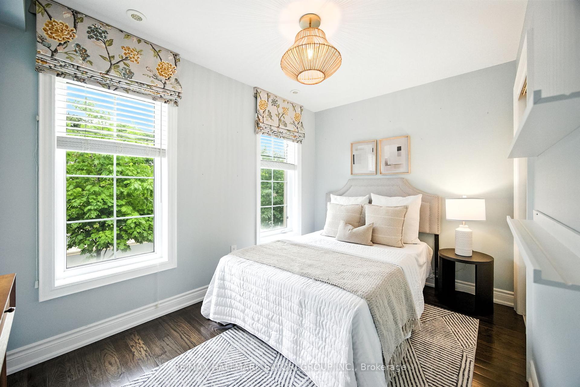 4 Bedrooms Condo at 2110 Bayview, Toronto For sale