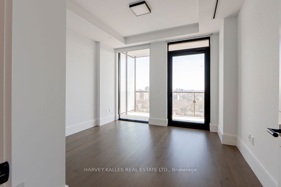 215 Lonsdale Road 1806