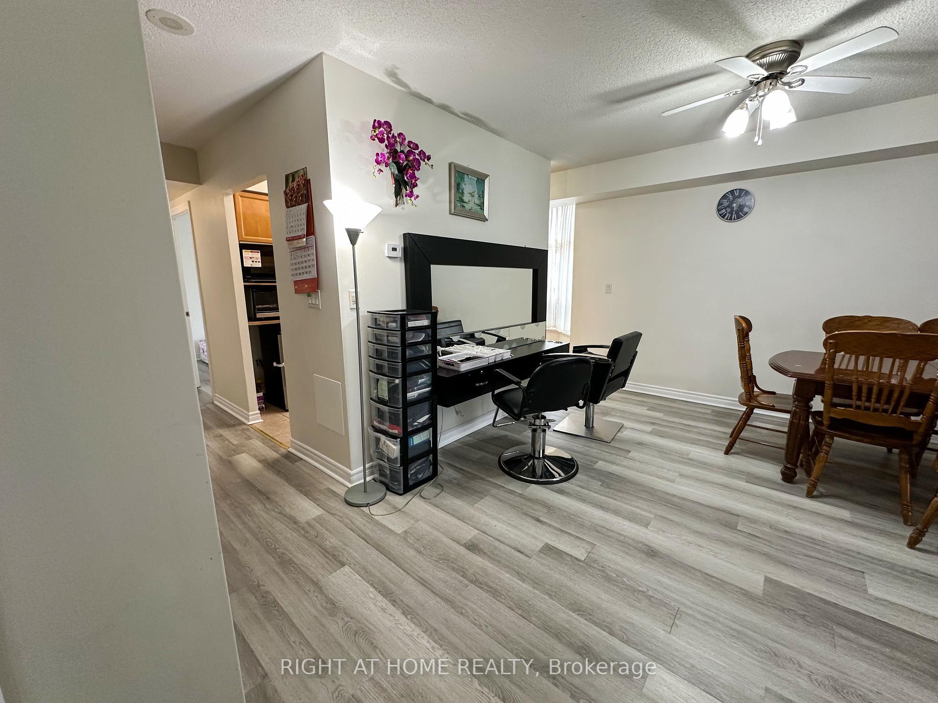 3 Bedrooms Condo at 2088 Lawrence, Toronto For sale