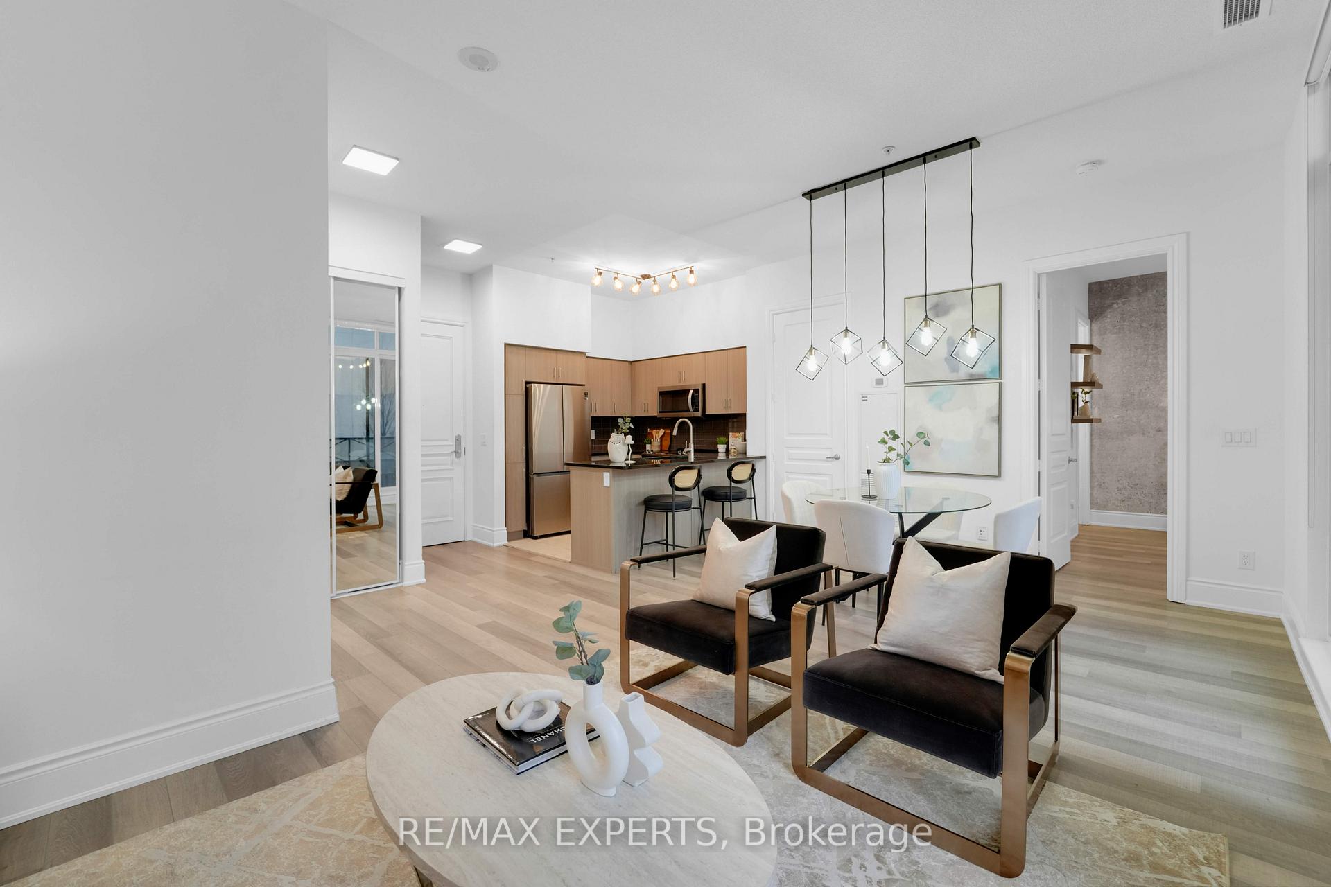 1 Bedroom Condo at 9255 JANE,  Vaughan For sale