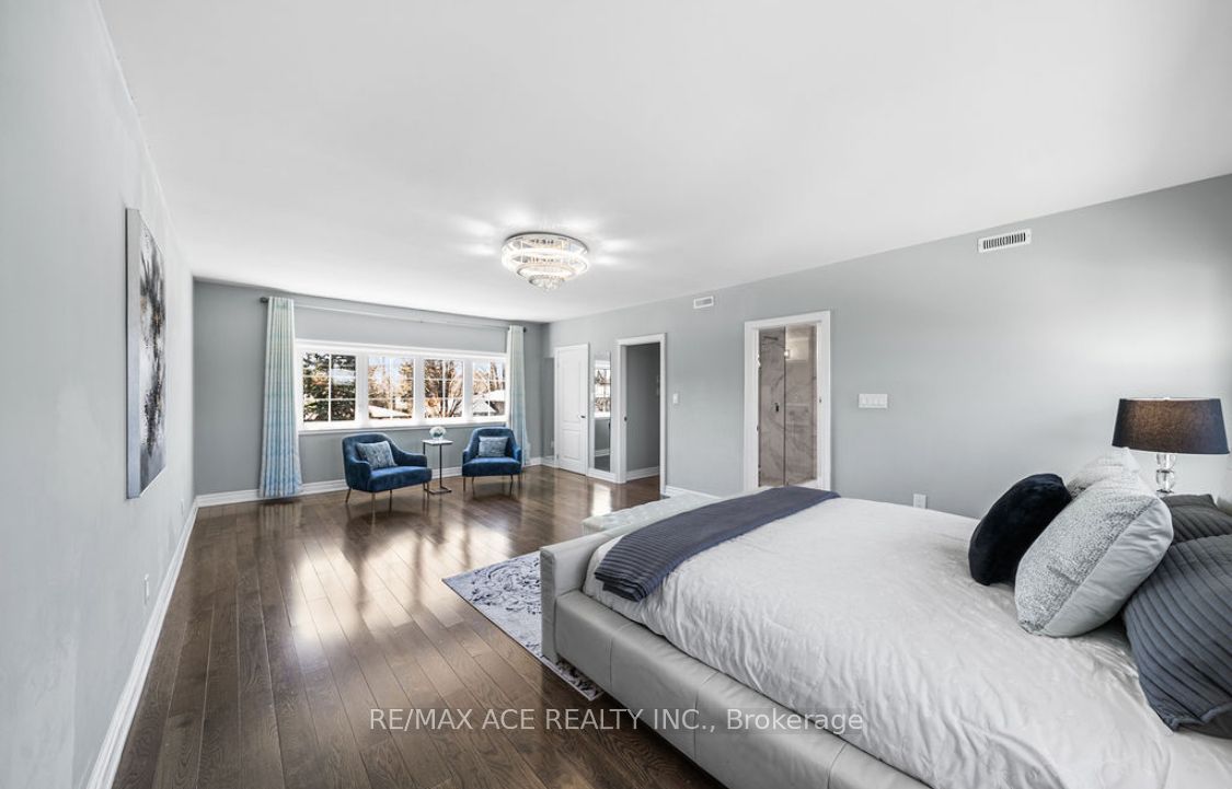 6 Oldborough Circle