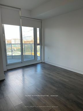 9471 Yonge Street #1206, Richmond Hill Observatory