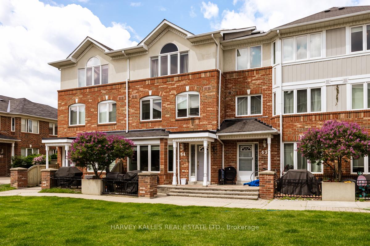 18 Clark Avenue W 64