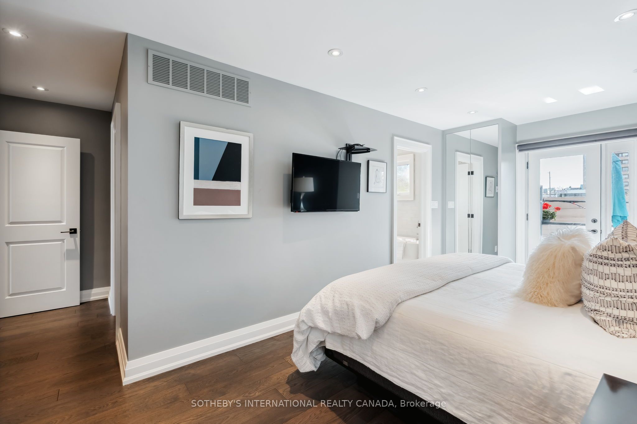 34 Eaton Avenue