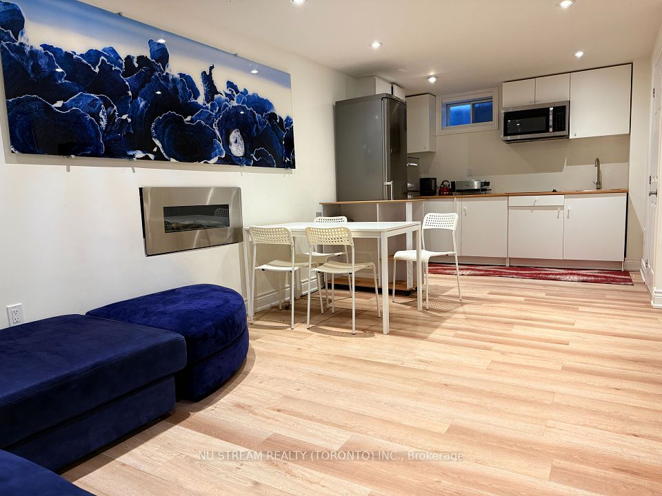45 Henricks Road, Markham, ON L3T 5J2