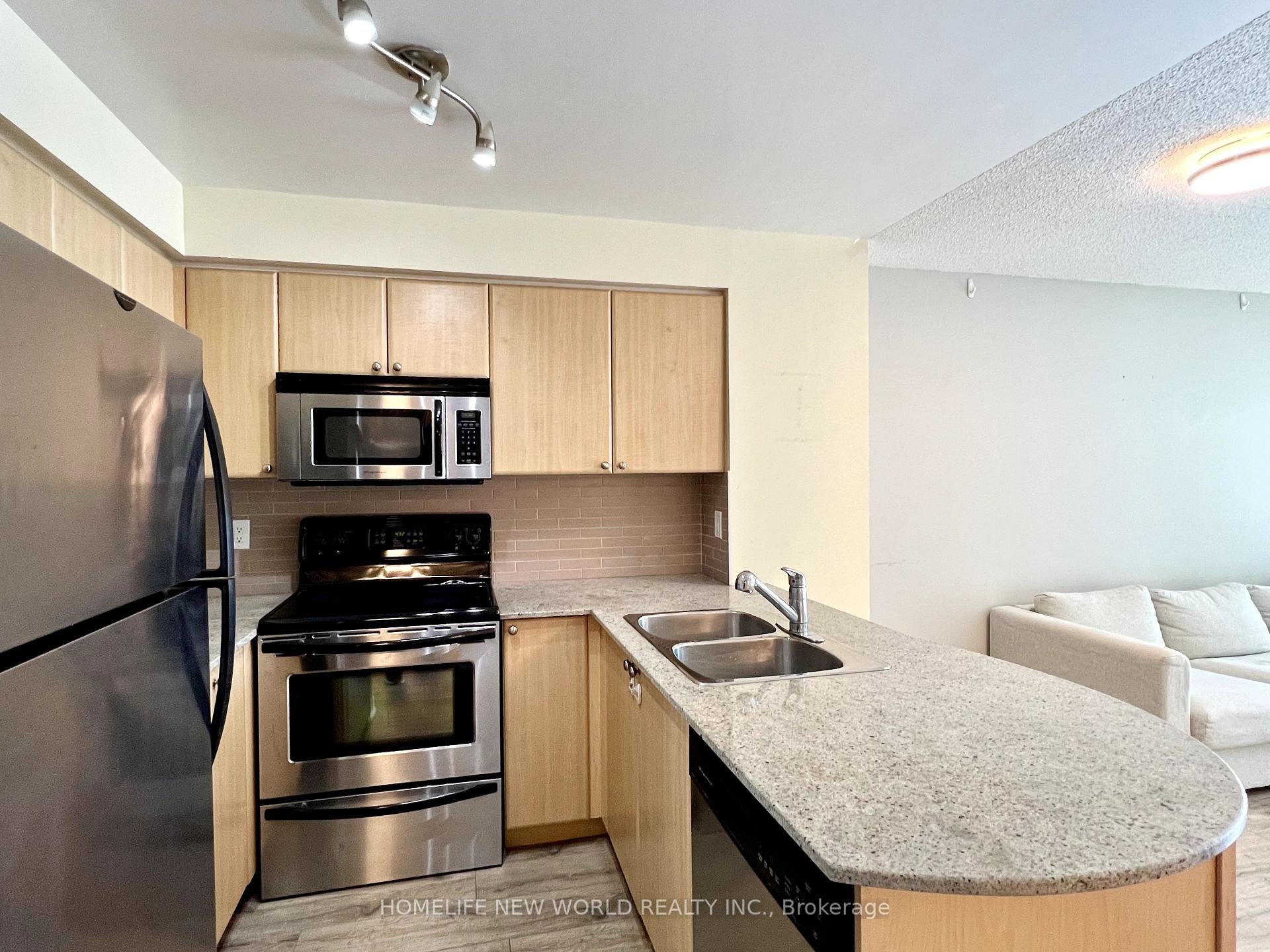 2 Bedrooms Condo at 763 Bay, Toronto For sale