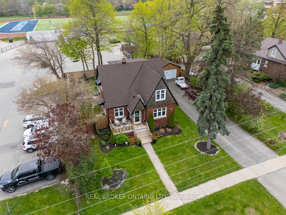 542 Cumberland