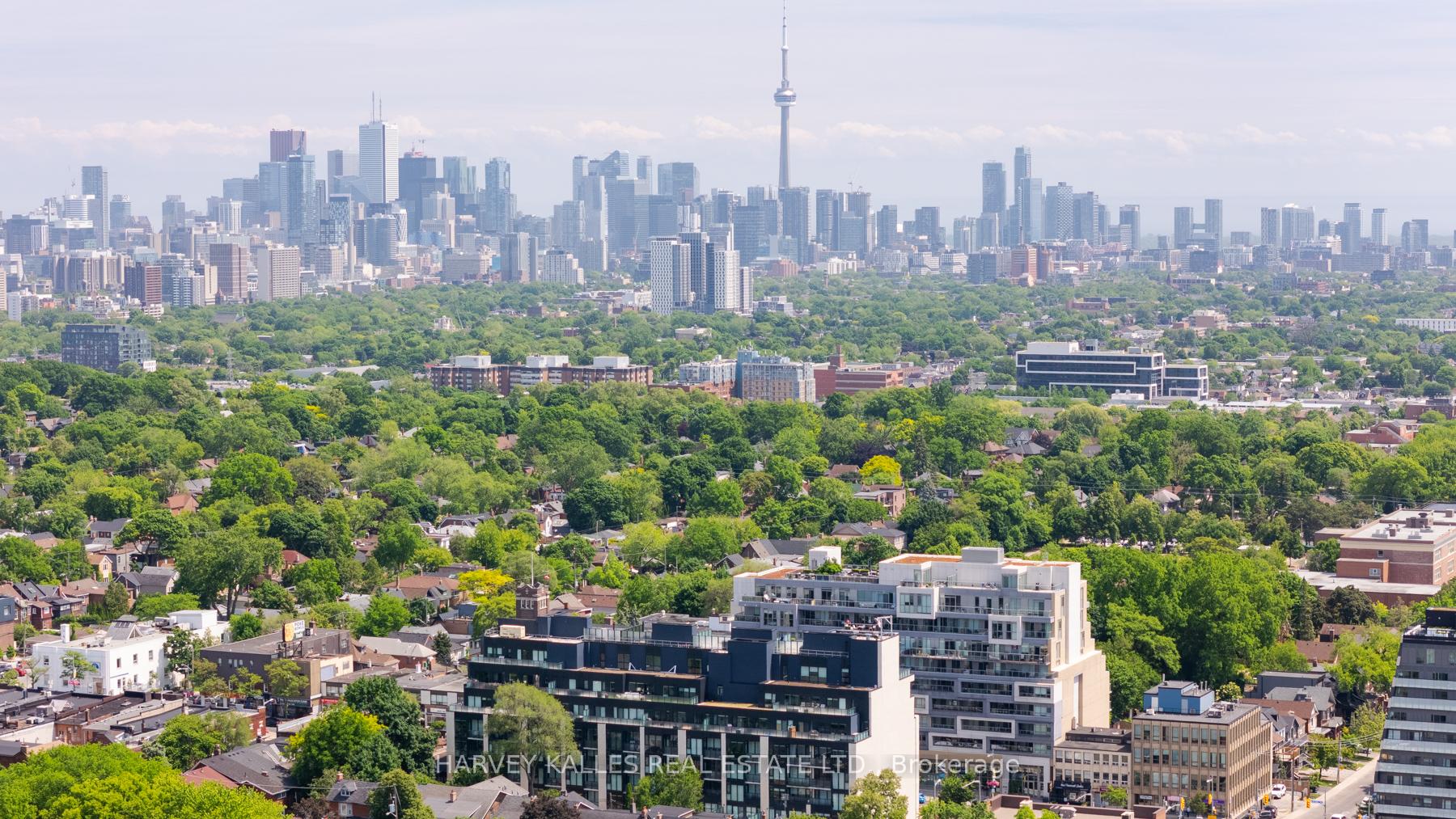 840 St Clair Avenue W 708