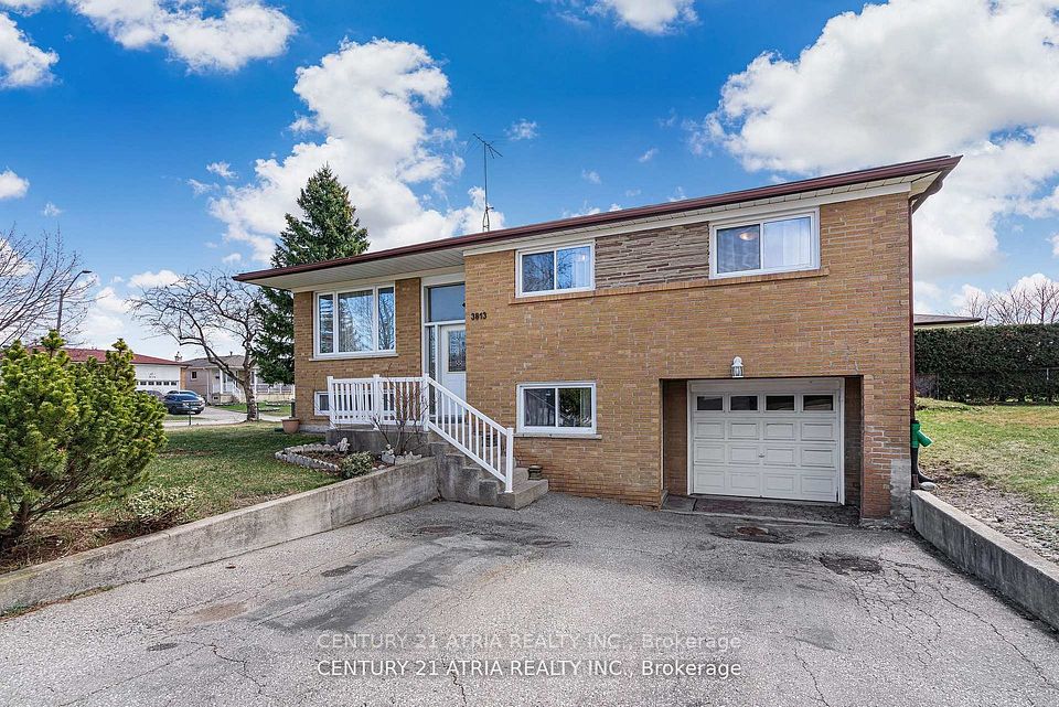 3813 Bayswater Crescent, Mississauga, ON L4T 2G6