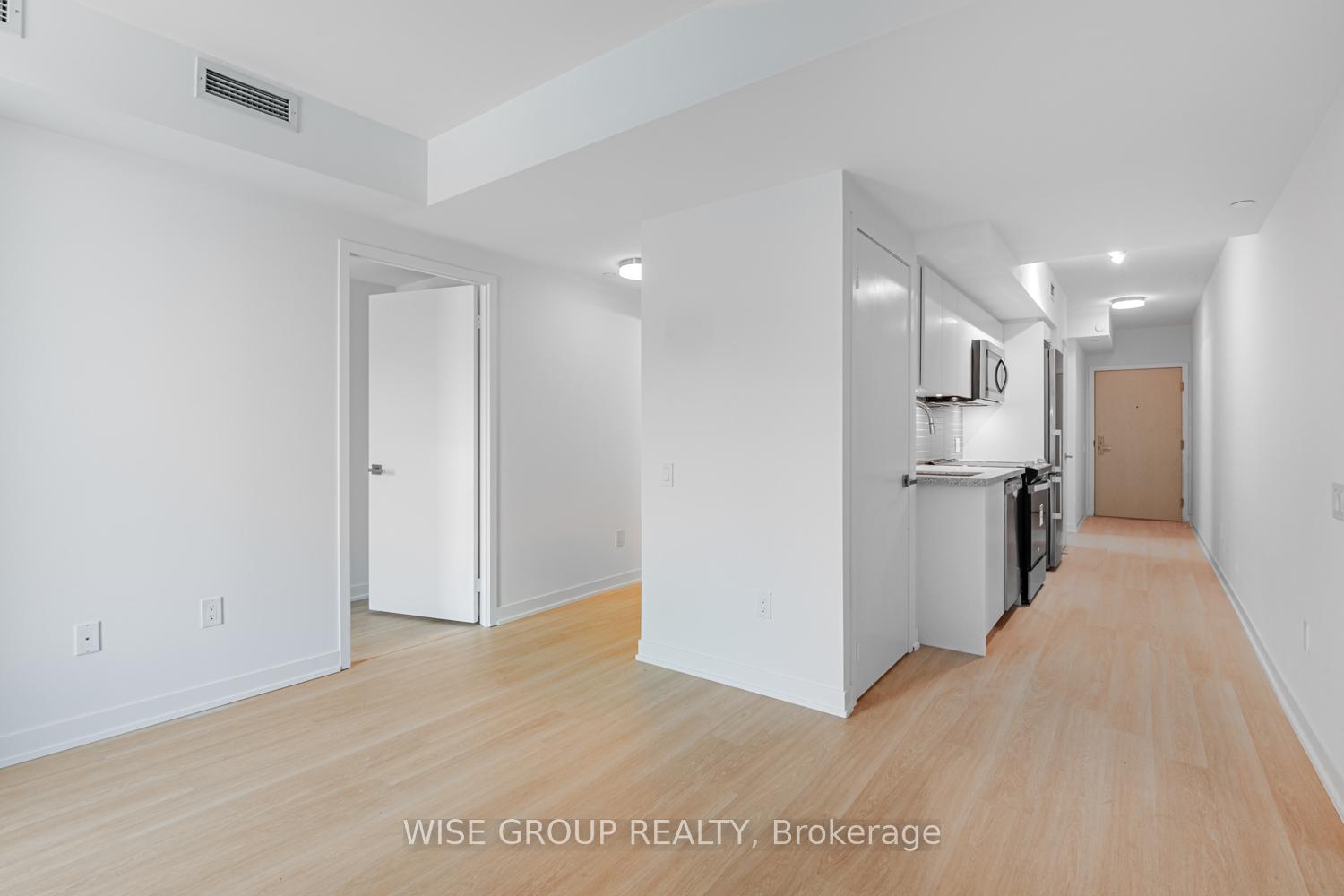 2 Bedrooms Condo at 500 Wilson, Toronto For sale