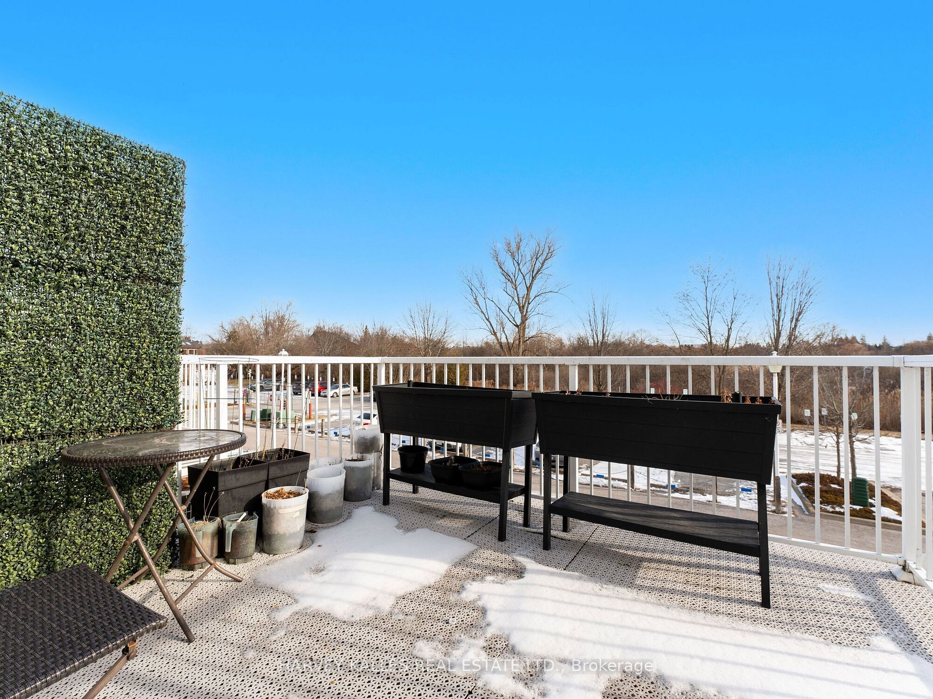 609 Liverpool Road