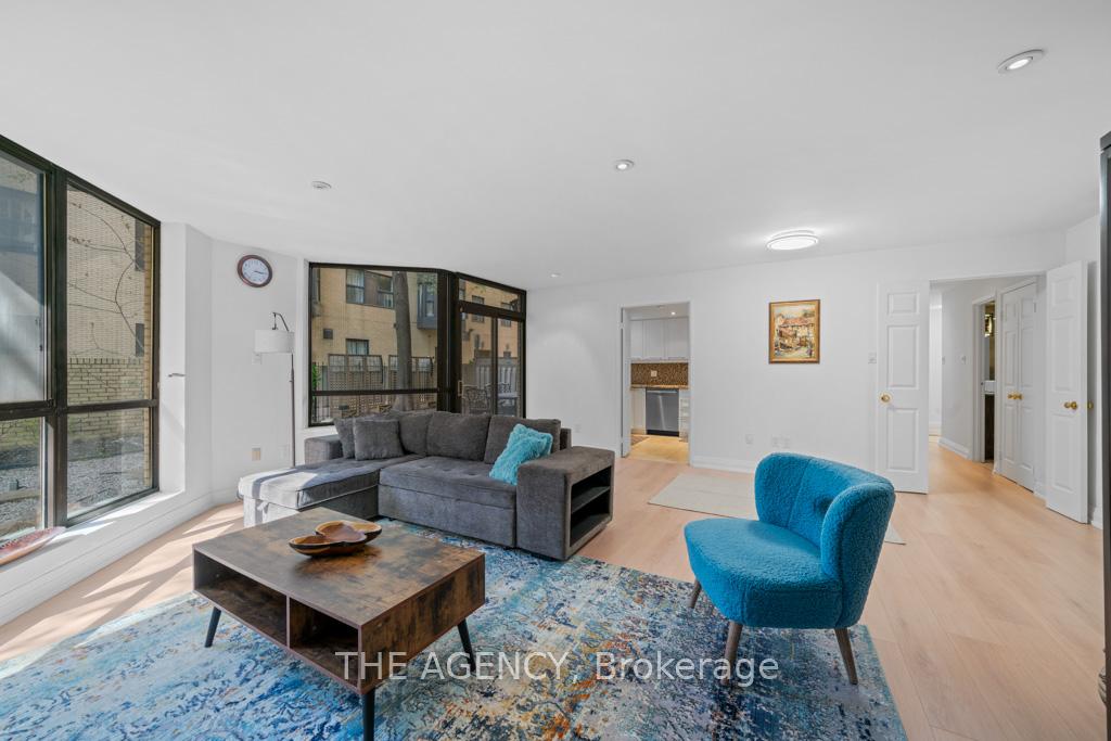 2 Bedrooms Condo at 211 St Patrick, Toronto For sale