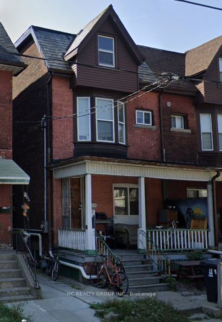 562 Bathurst