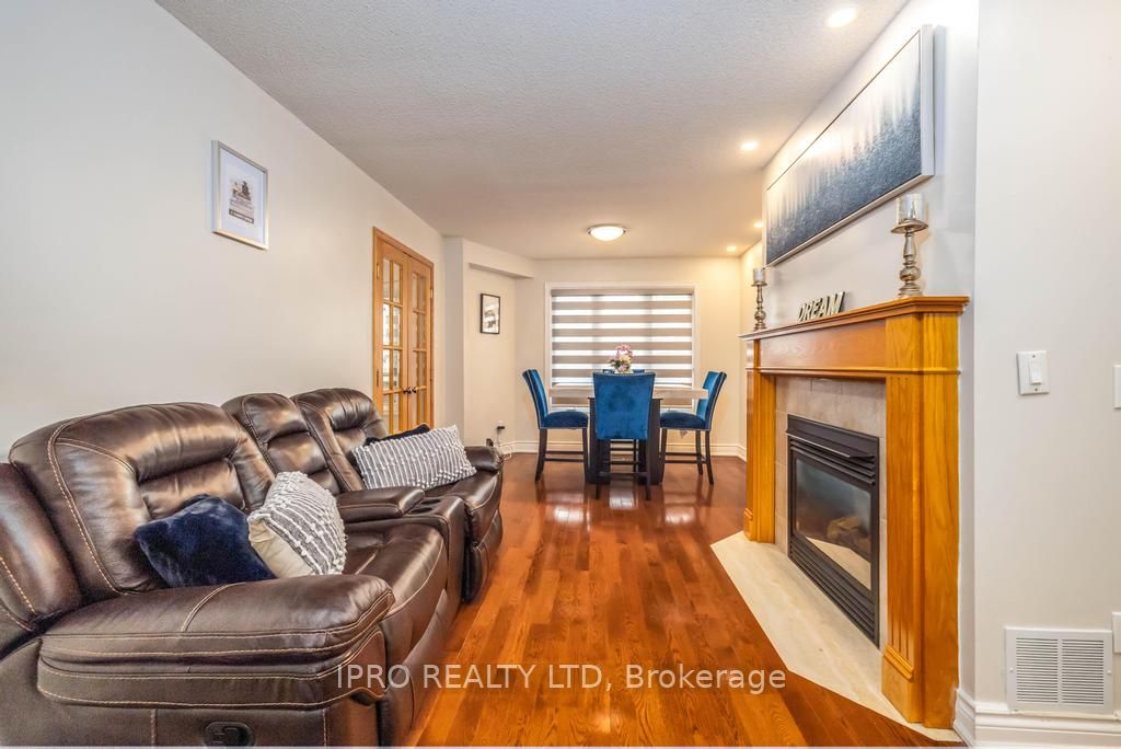 2155 Duncaster Drive, #26