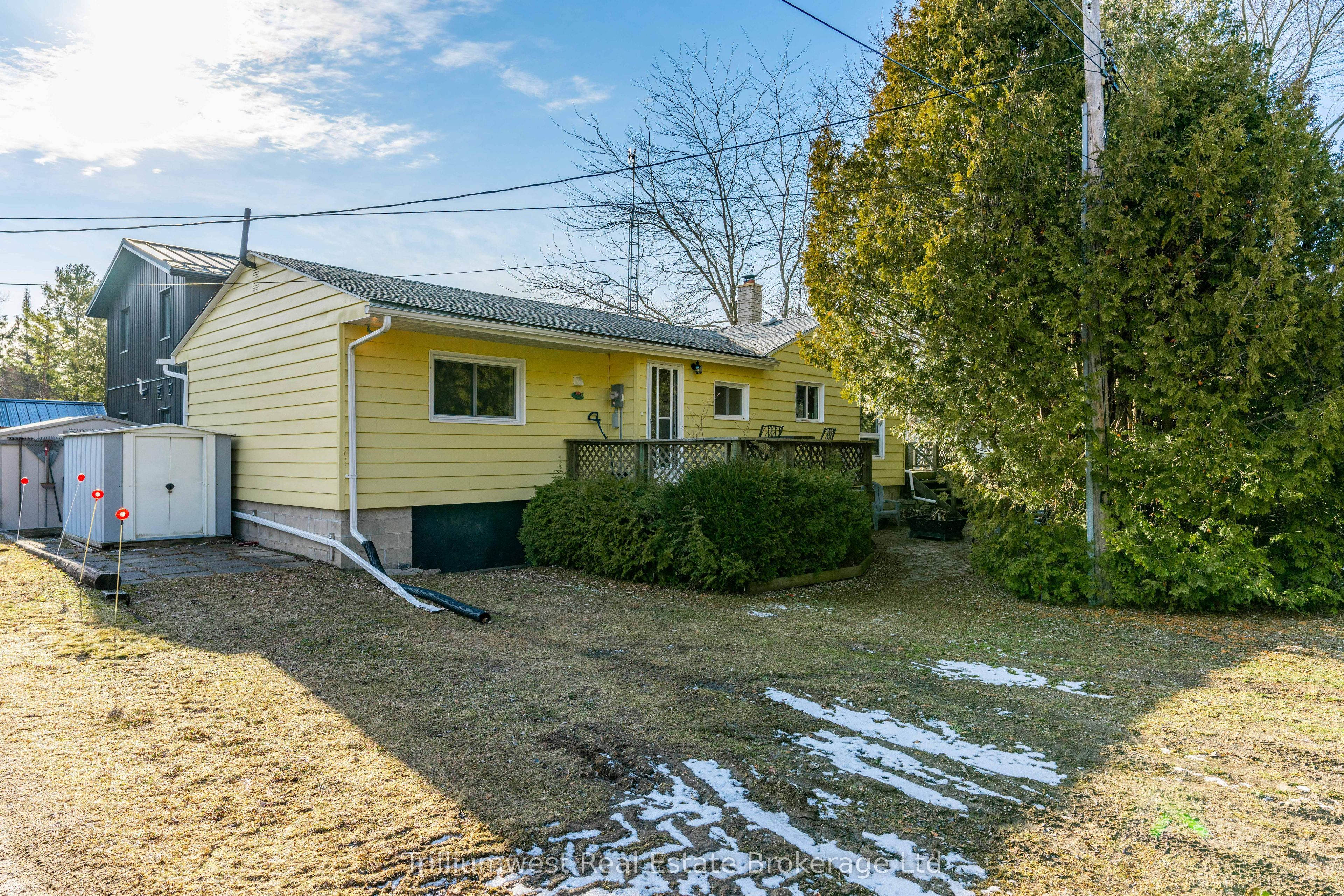 55 Marina Avenue, South Bruce Peninsula, ON N0H 2G0