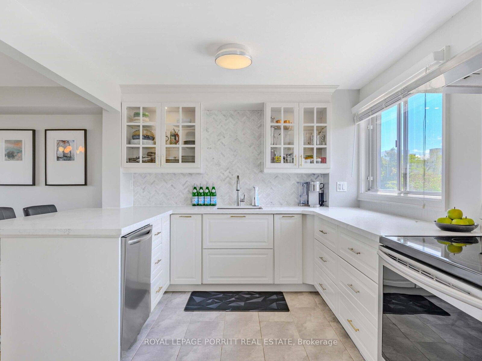 4 Bradbrook Road, #6