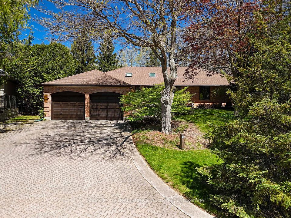 258 Windermere
