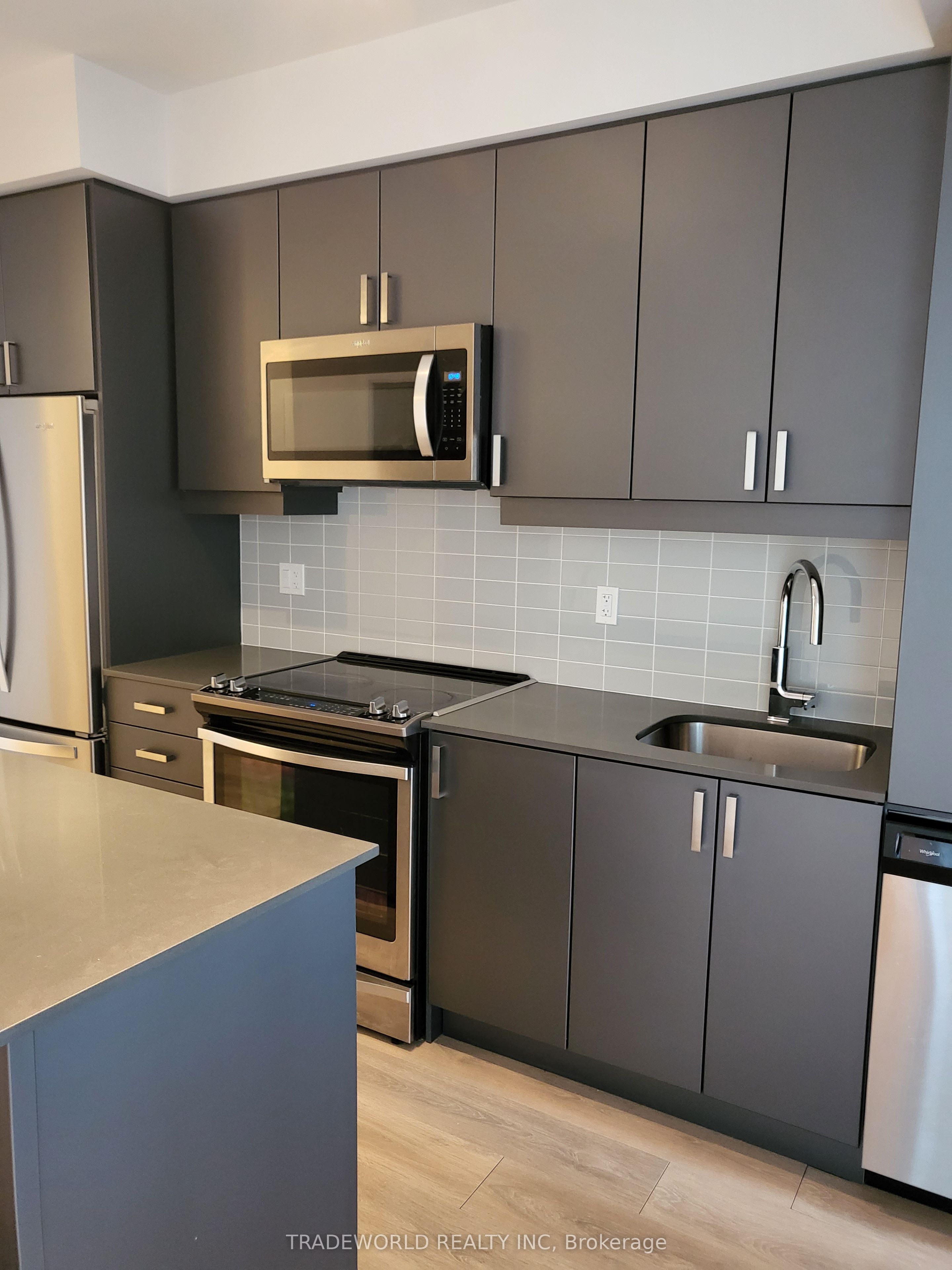 7895 Jane Street, #1911