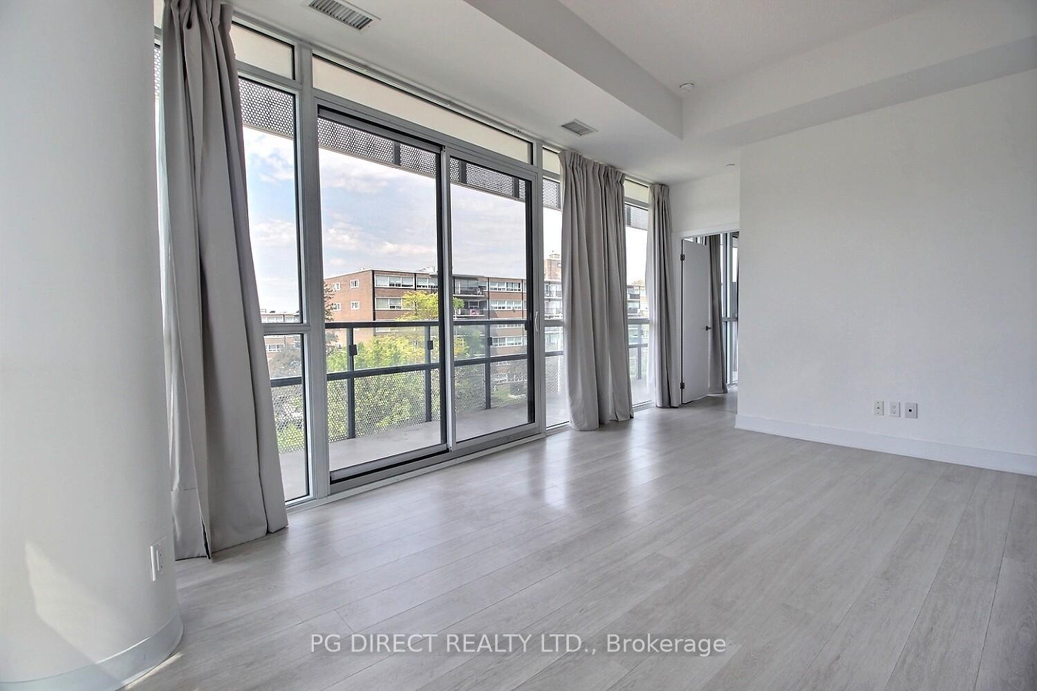 2 Bedrooms Condo at 99 The Donway, Toronto For sale
