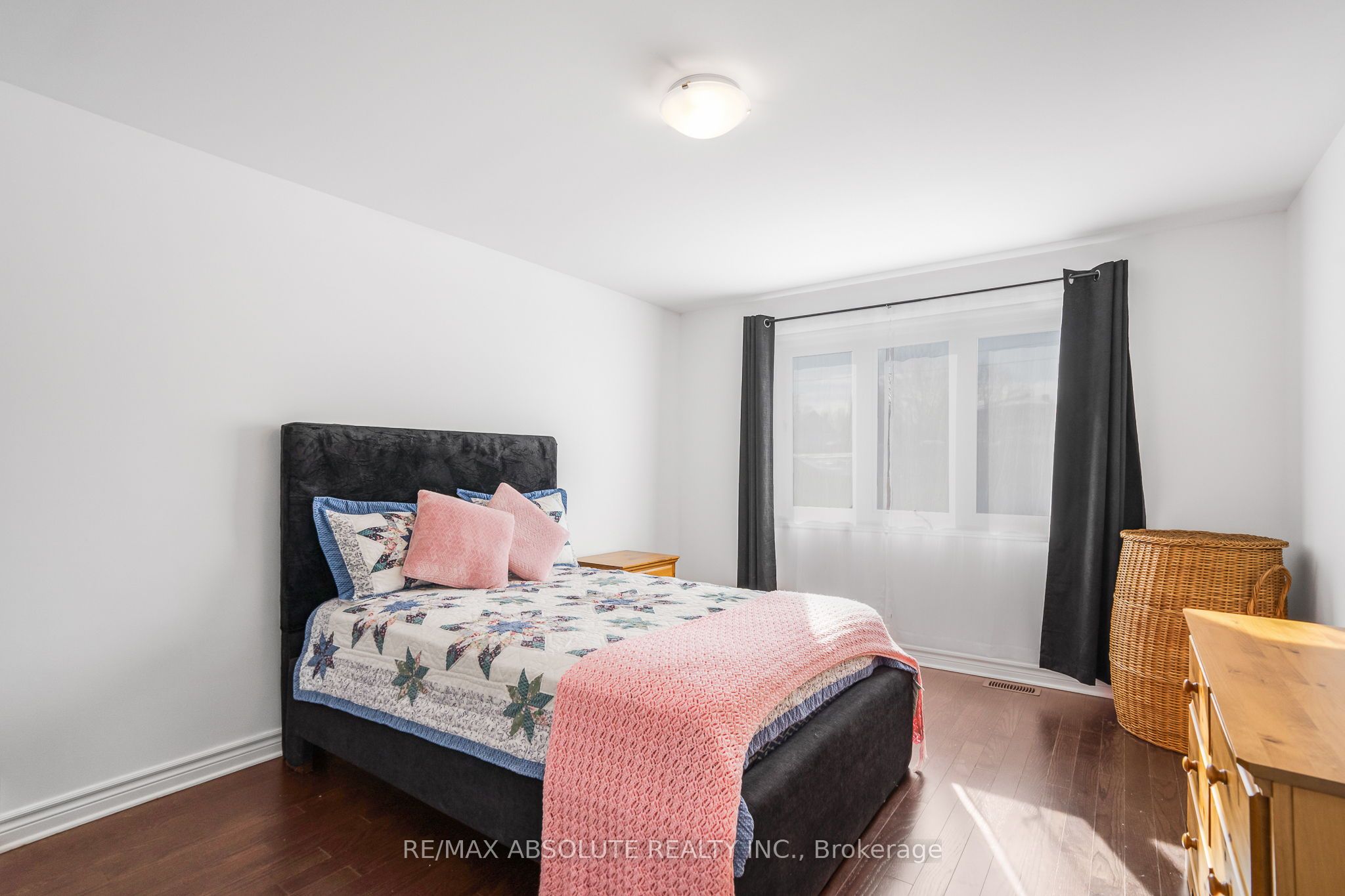 625 Robert Street