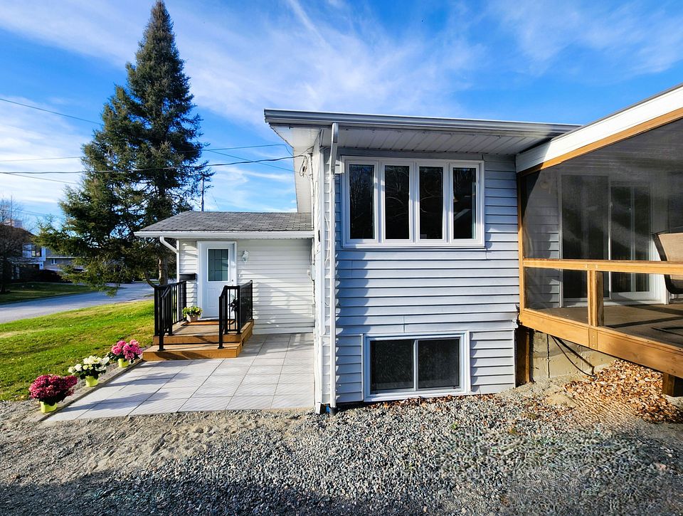 71 Balsam Avenue, Kirkland Lake, ON P2N 1W7