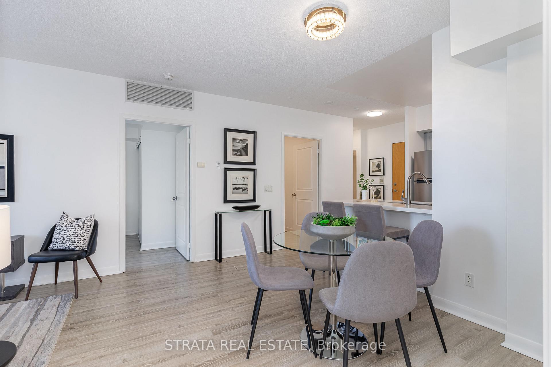 3 Bedrooms Condo at 4978 Yonge, Toronto For sale