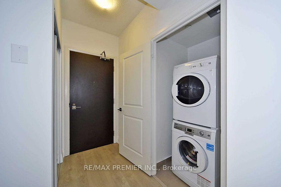1 Bedroom Condo at 3600 Highway 7, Vaughan For sale
