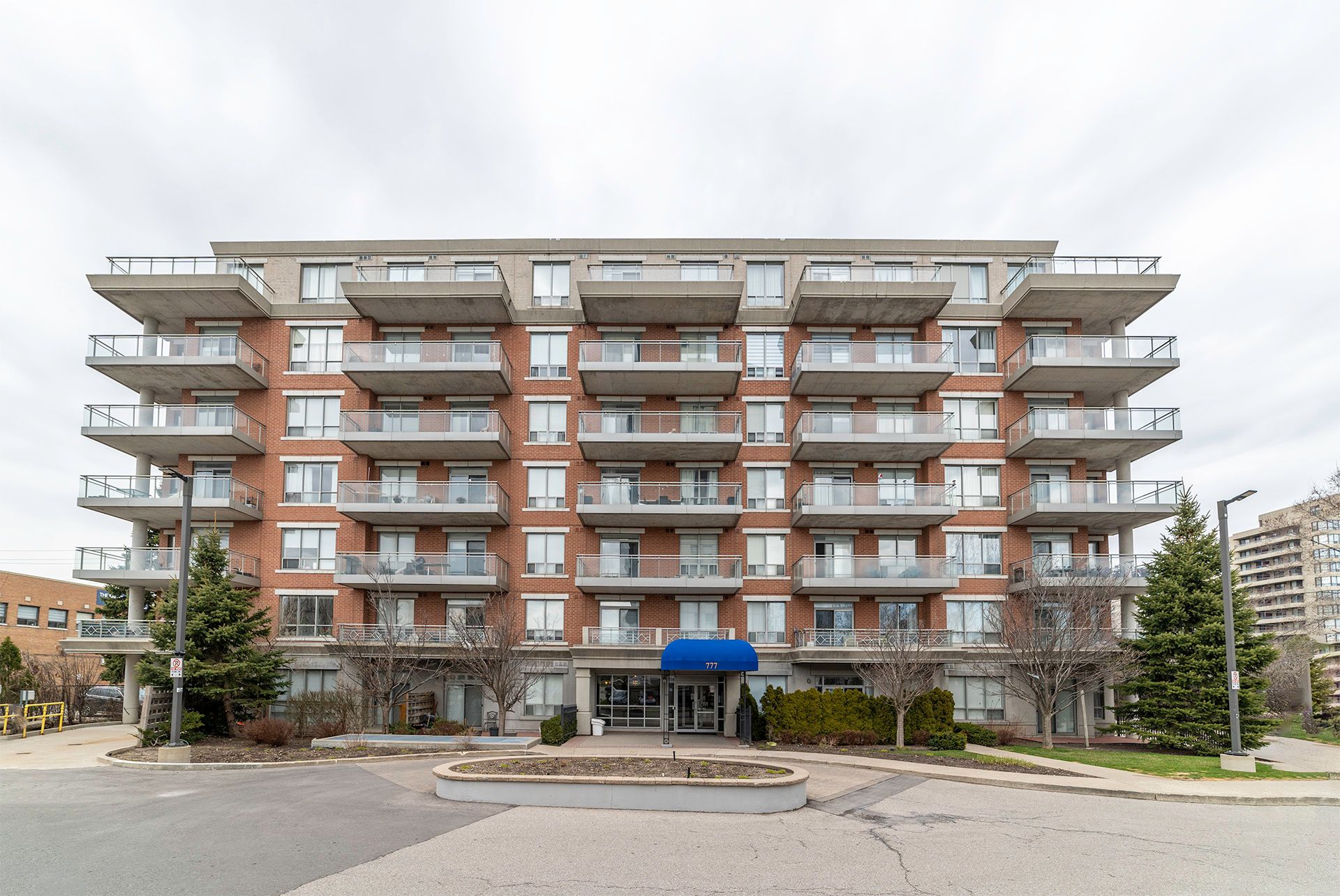 777 Steeles Avenue W LPH9