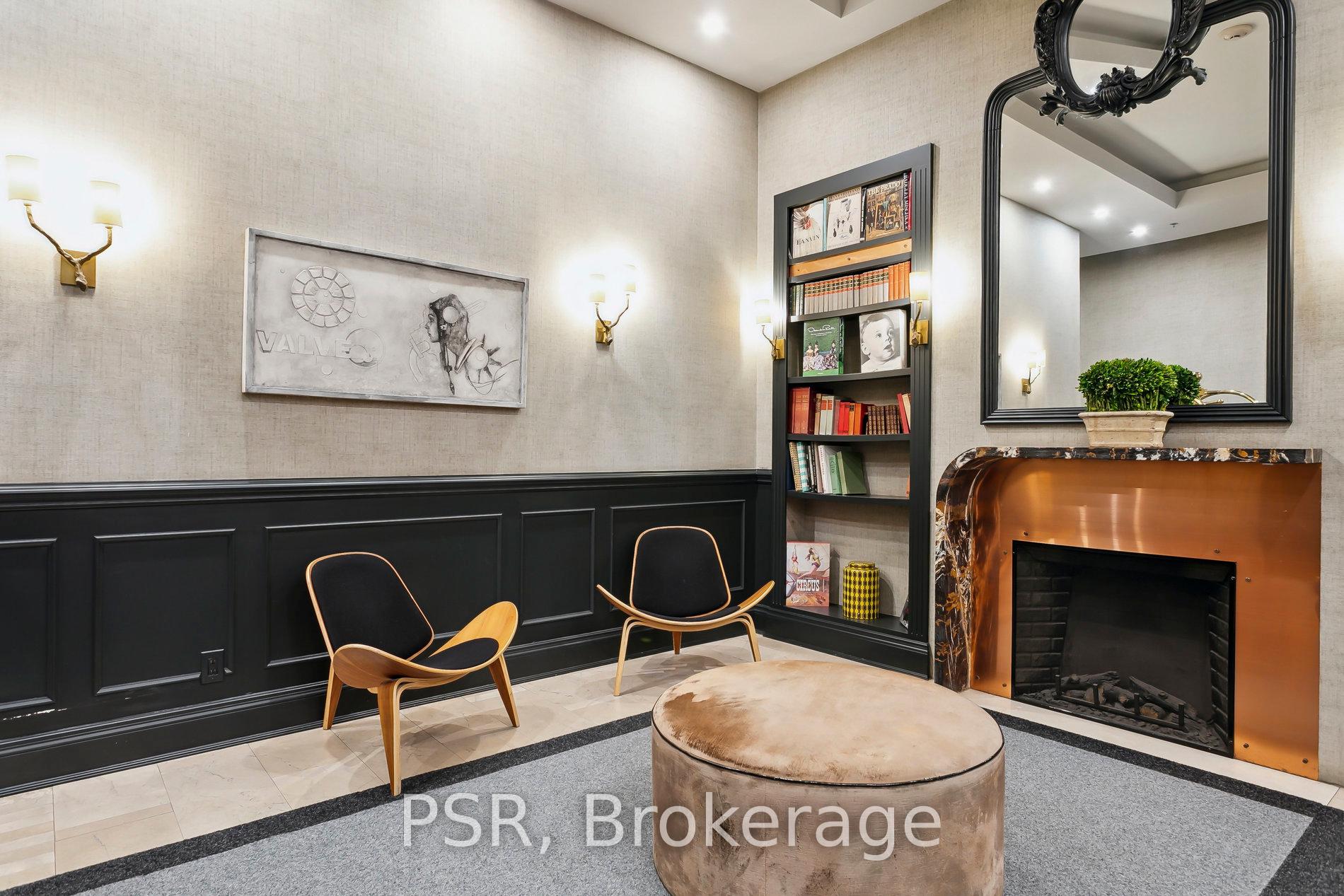 2 Bedrooms Condo at 375 King, Toronto For sale