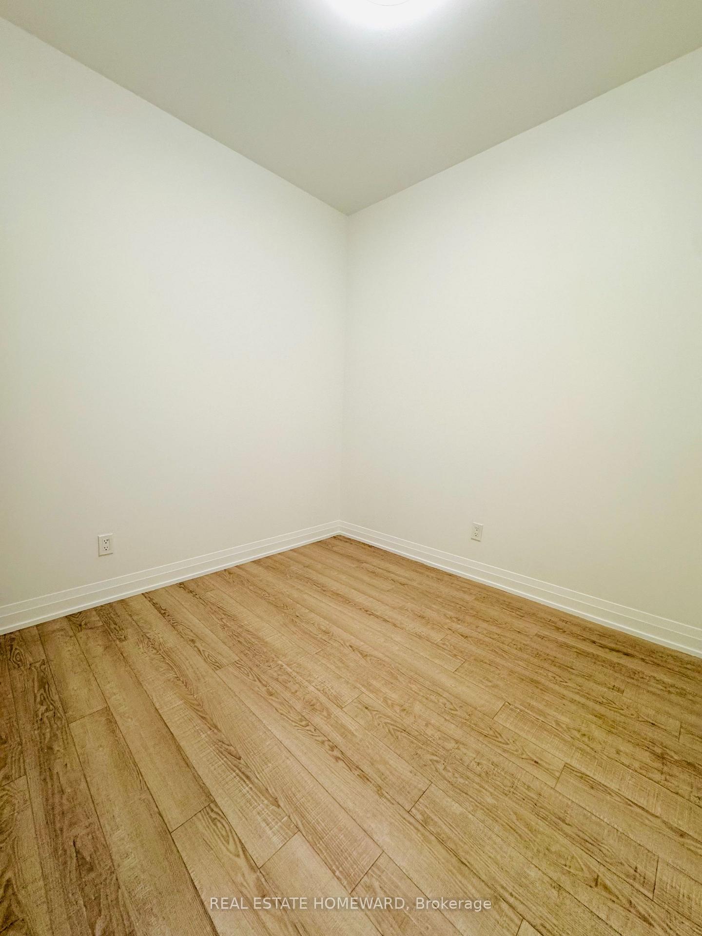 2 Bedrooms Condo at 286 Main, Toronto For sale