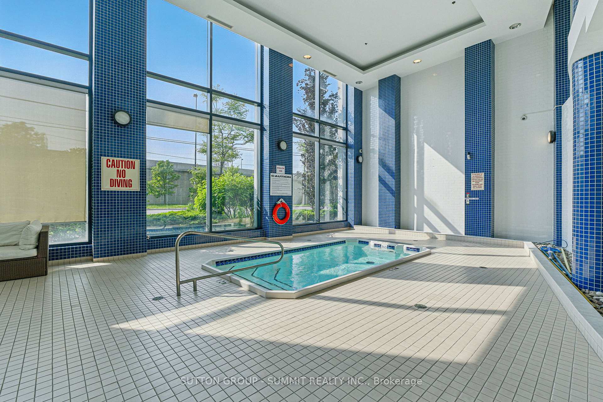 2 Bedrooms Condo at 2083 Lake Shore, Toronto For sale