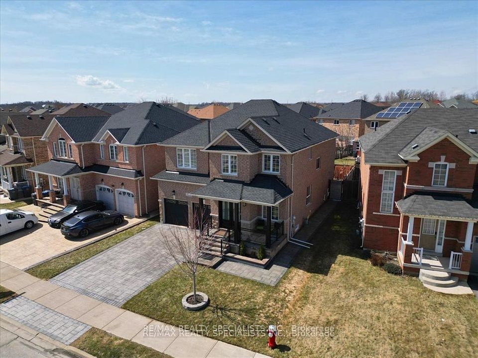 104 Earlsbridge