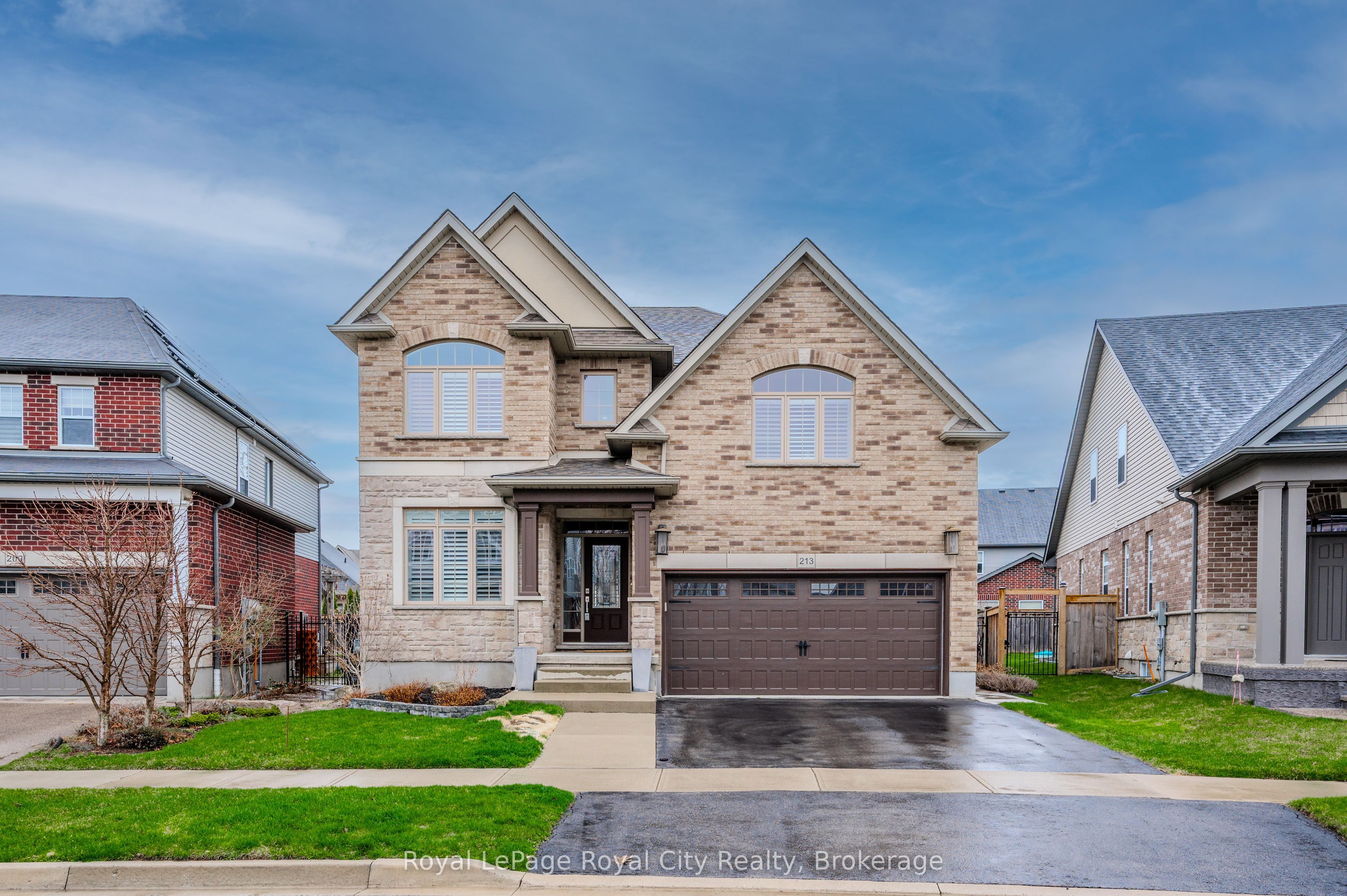 213 Tremaine Crescent