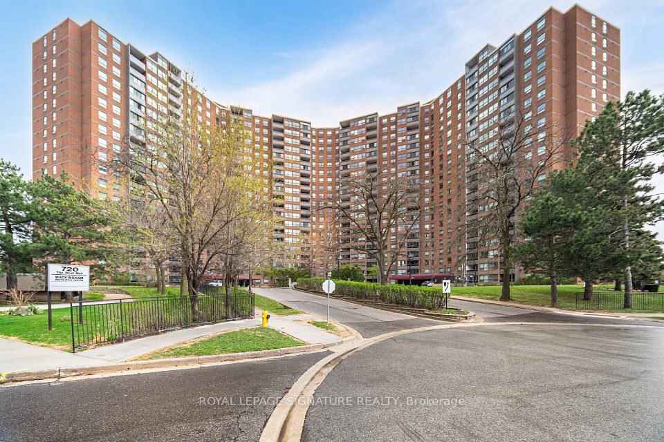 627 The West Mall