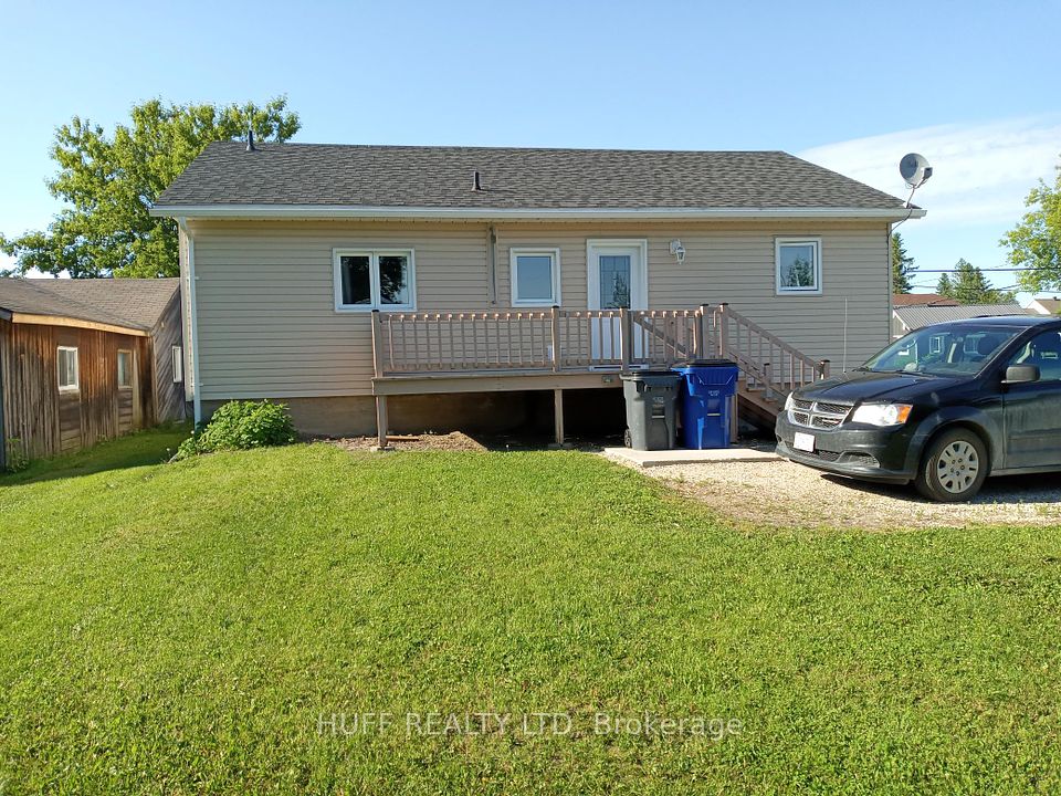 69 Ninth Street, Armstrong, ON P0J 1E0