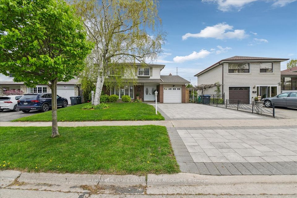 1334 Strathy