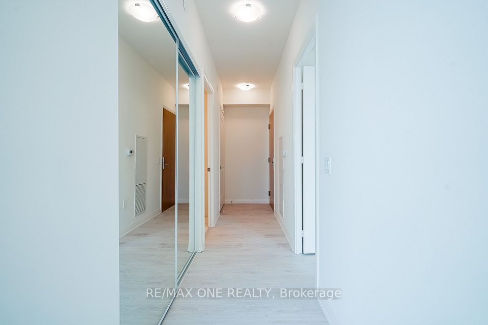 #1615 - 8960 Jane Street, Vaughan, ON L4K 2M9