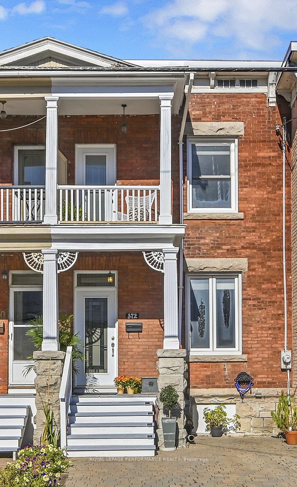 372 MACKAY