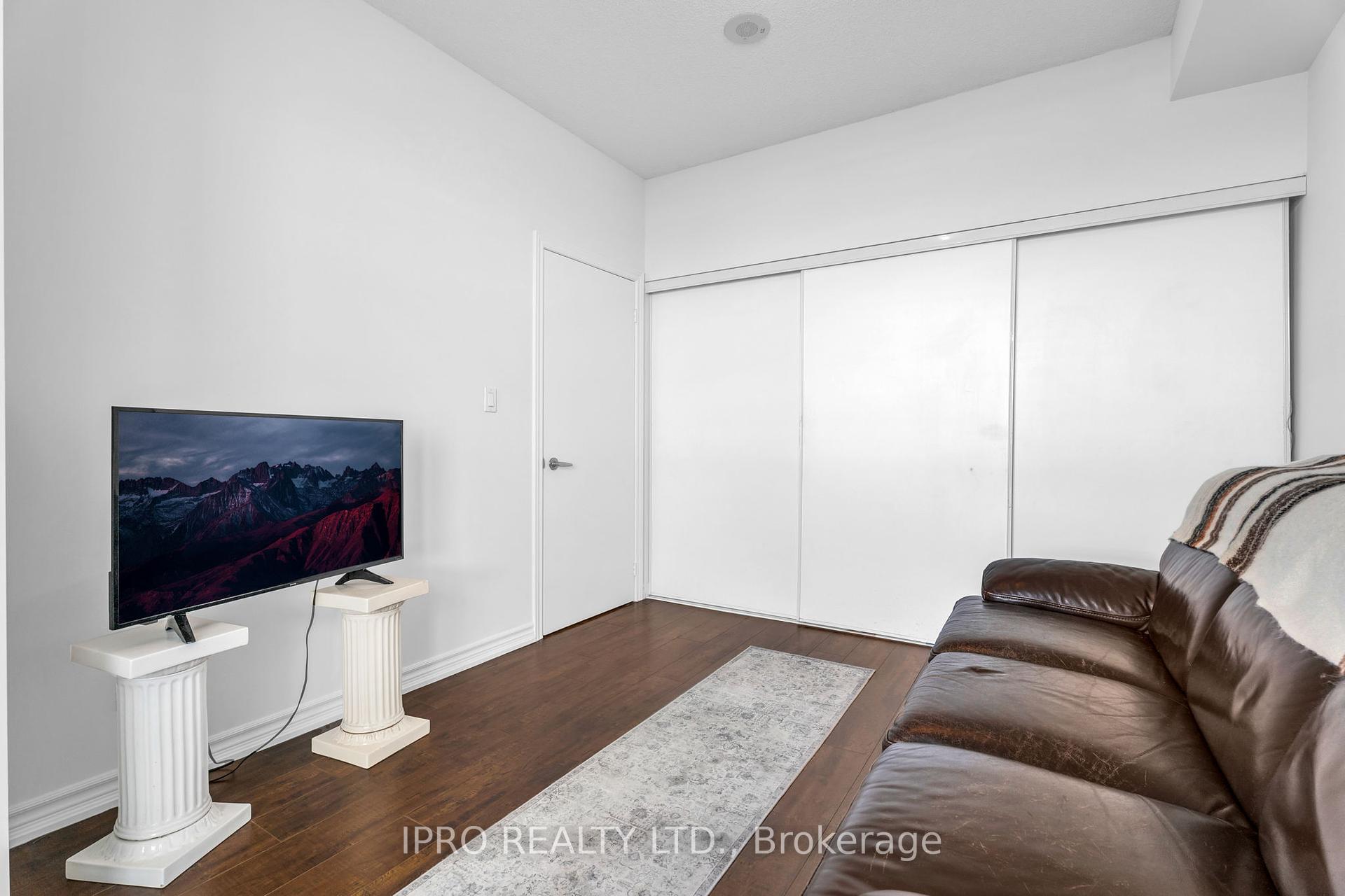 1 Bedroom Condo at 1328 Birchmount,  Toronto For sale