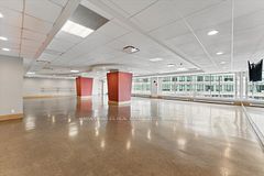 10 Yonge Street 3211
