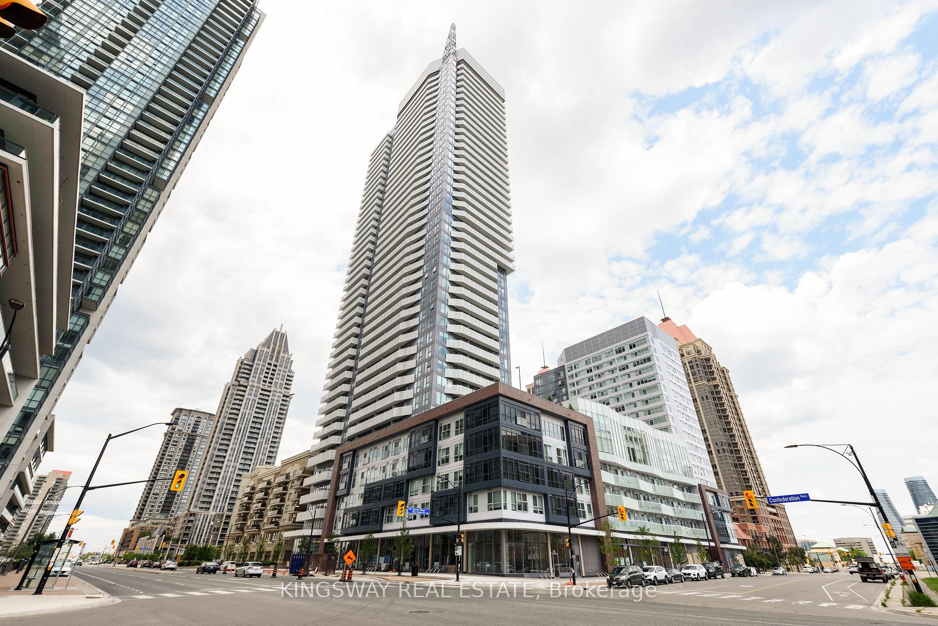 2 Bedrooms Condo at 4065 Confederation, Mississauga For sale